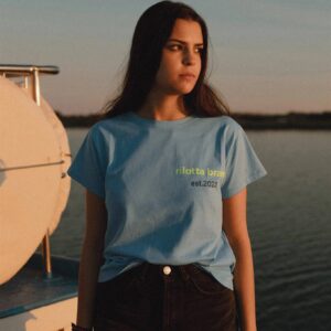 CAMISETA RILOTTA AZUL TACHA ESTRELLA