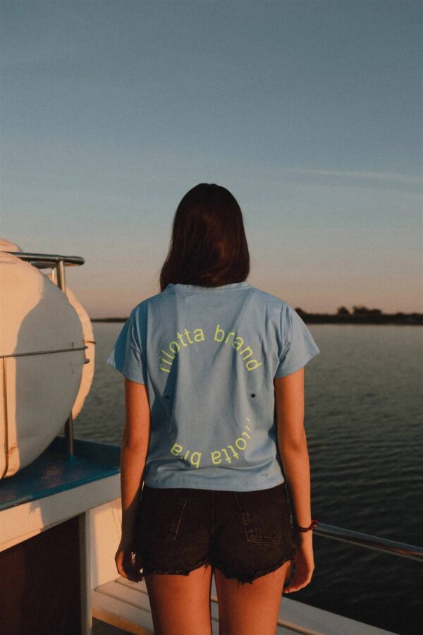 CAMISETA RILOTTA AZUL TACHA ESTRELLA - Imagen 2